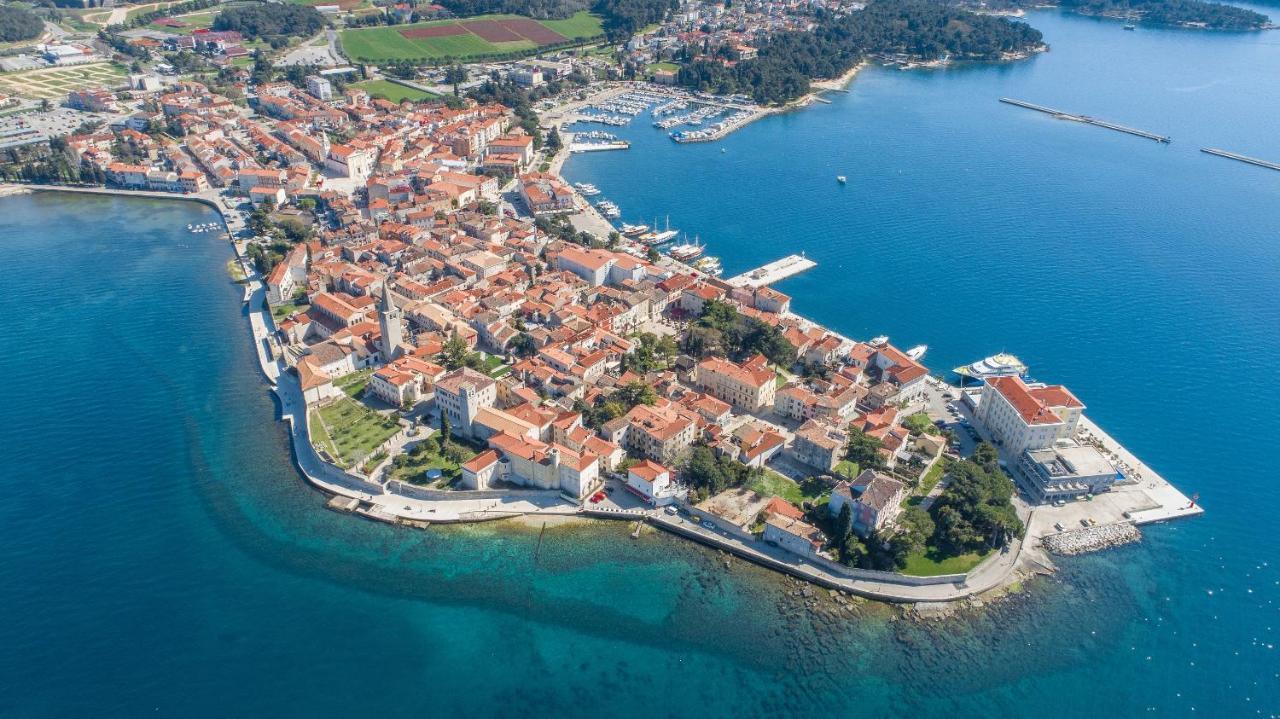 App Sandro With Common Pool Poreč Exterior foto