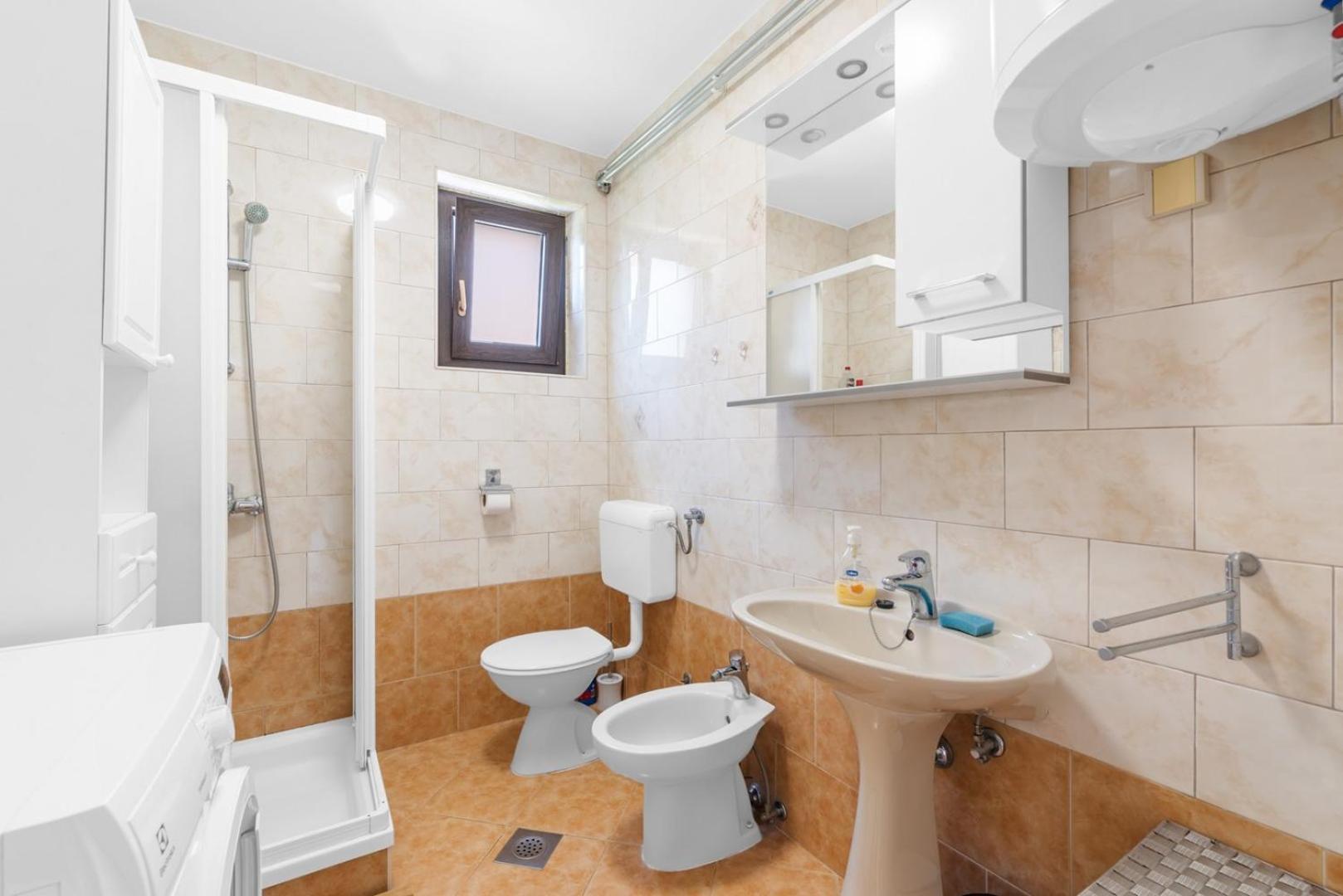 App Sandro With Common Pool Poreč Habitación foto