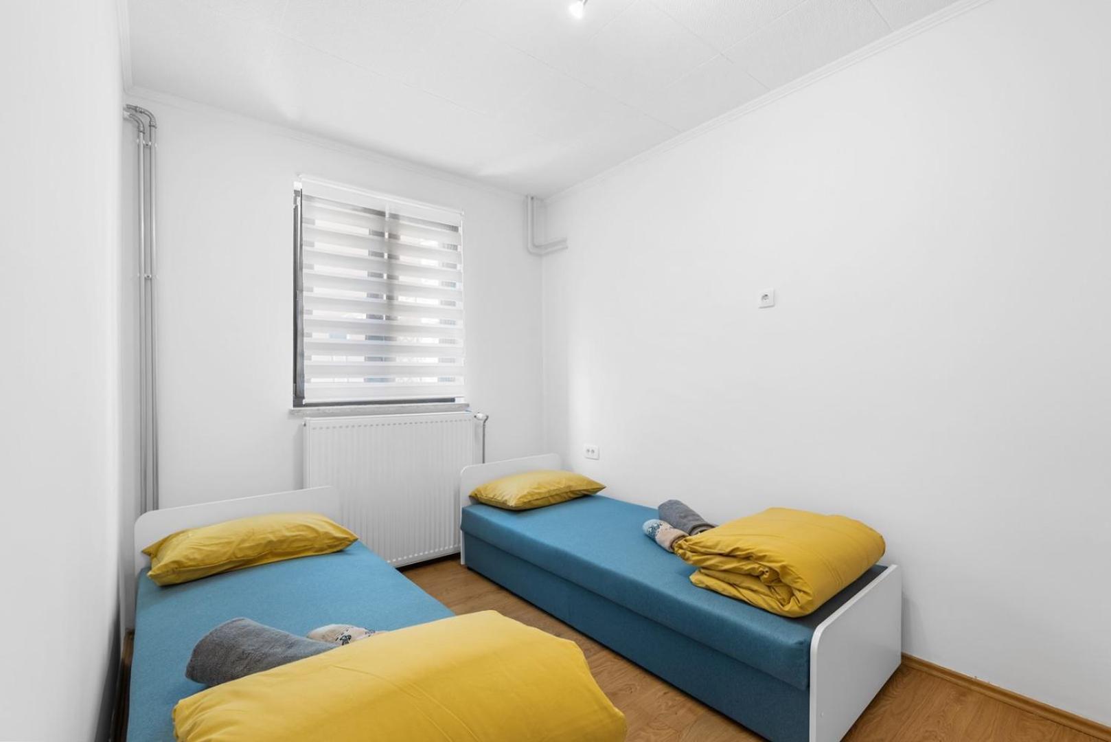 App Sandro With Common Pool Poreč Habitación foto