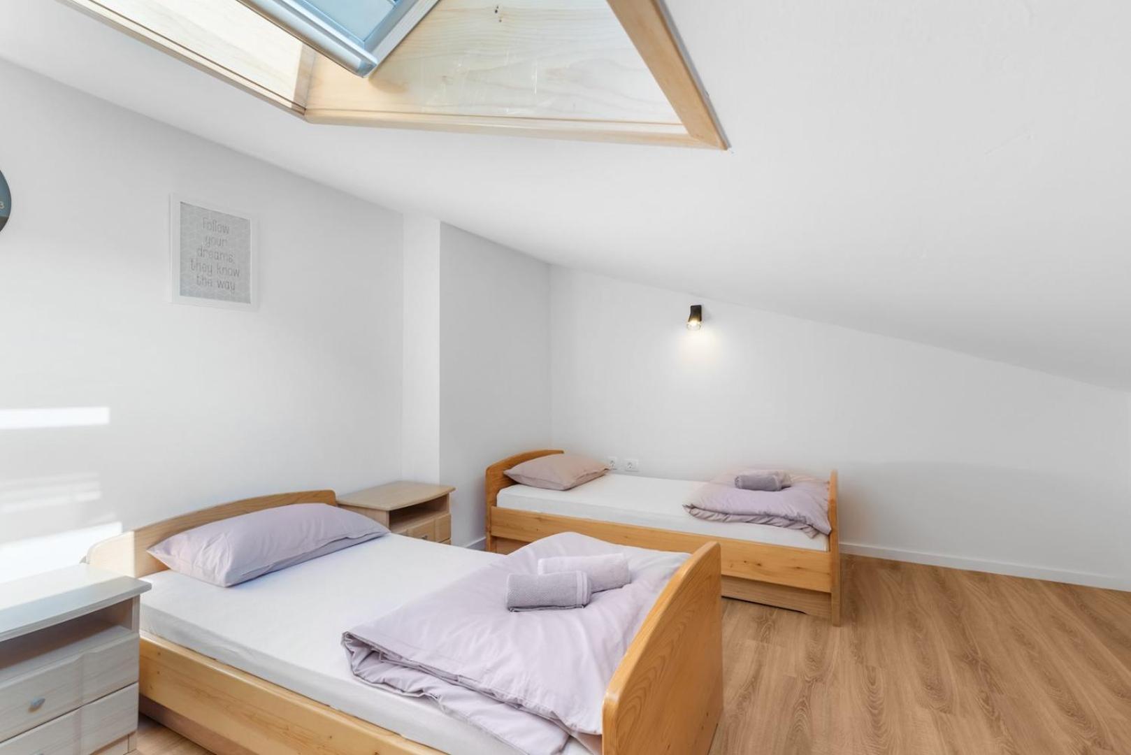App Sandro With Common Pool Poreč Habitación foto